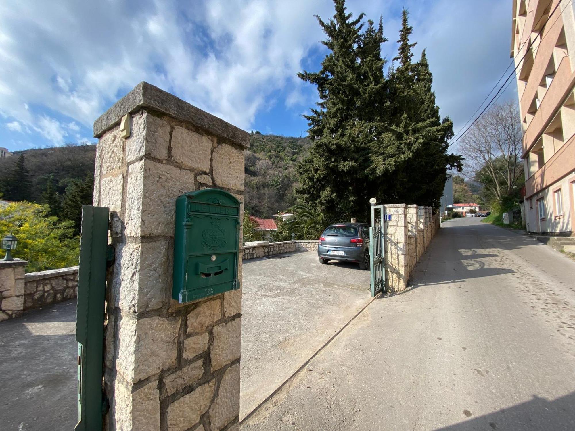 Stone Villa Budva Bagian luar foto